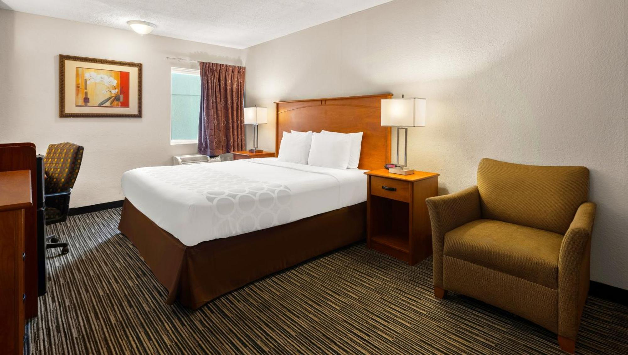 Magnuson Hotel Detroit Airport Romulus Exteriör bild