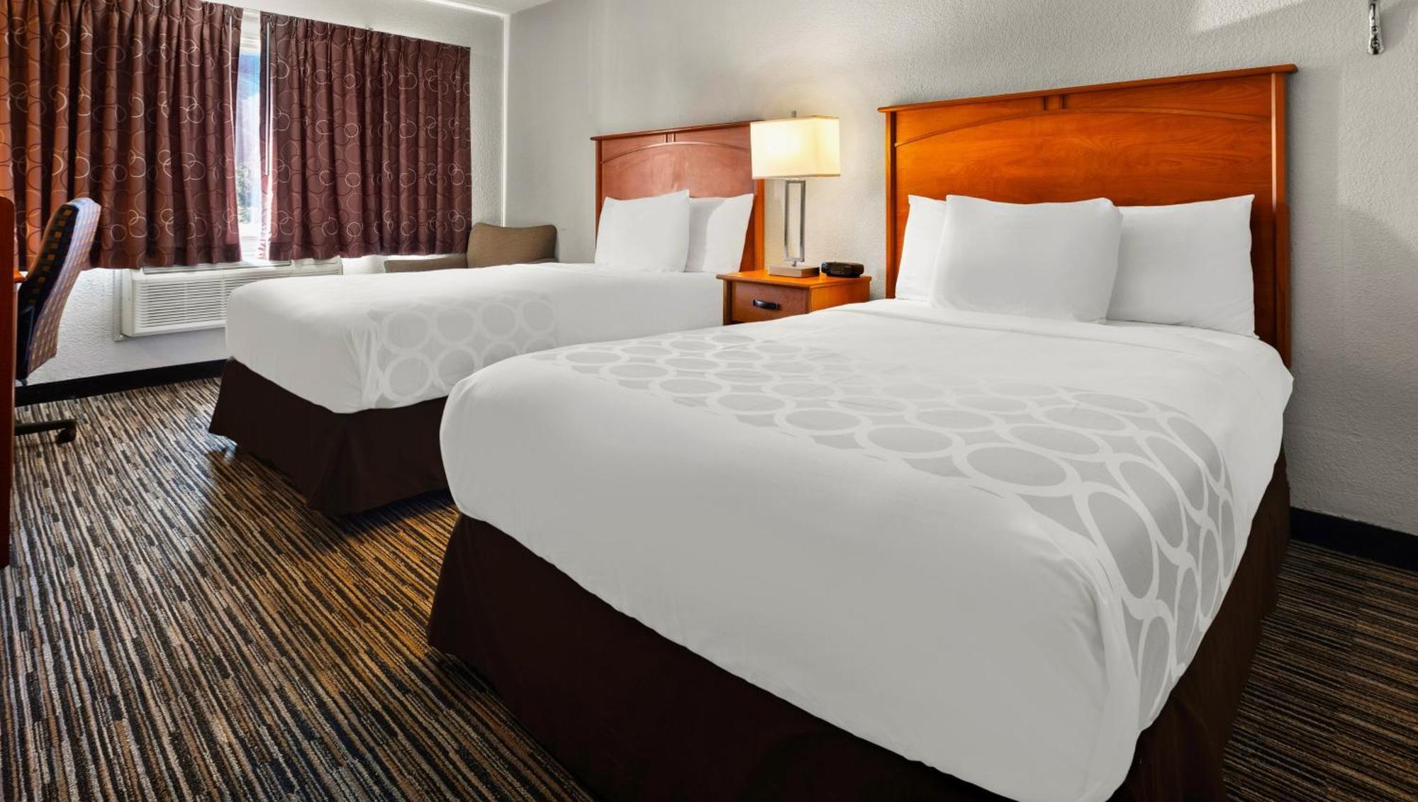 Magnuson Hotel Detroit Airport Romulus Exteriör bild